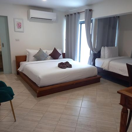 Valentier Cafe And Hotel Chiang Mai Ngoại thất bức ảnh