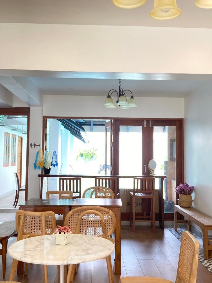 Valentier Cafe And Hotel Chiang Mai Ngoại thất bức ảnh