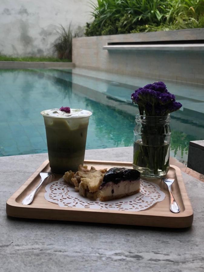 Valentier Cafe And Hotel Chiang Mai Ngoại thất bức ảnh