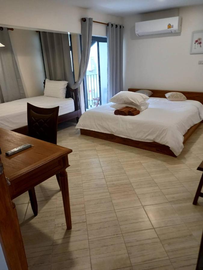 Valentier Cafe And Hotel Chiang Mai Ngoại thất bức ảnh